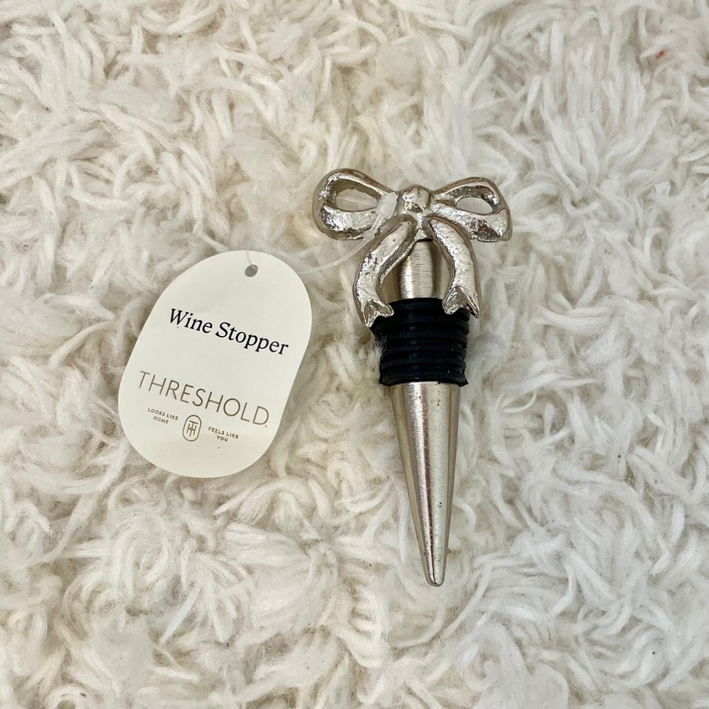 Threshold Silver Bow Wine Stopper Zinc Metal Coquette Barware Accessory NEW